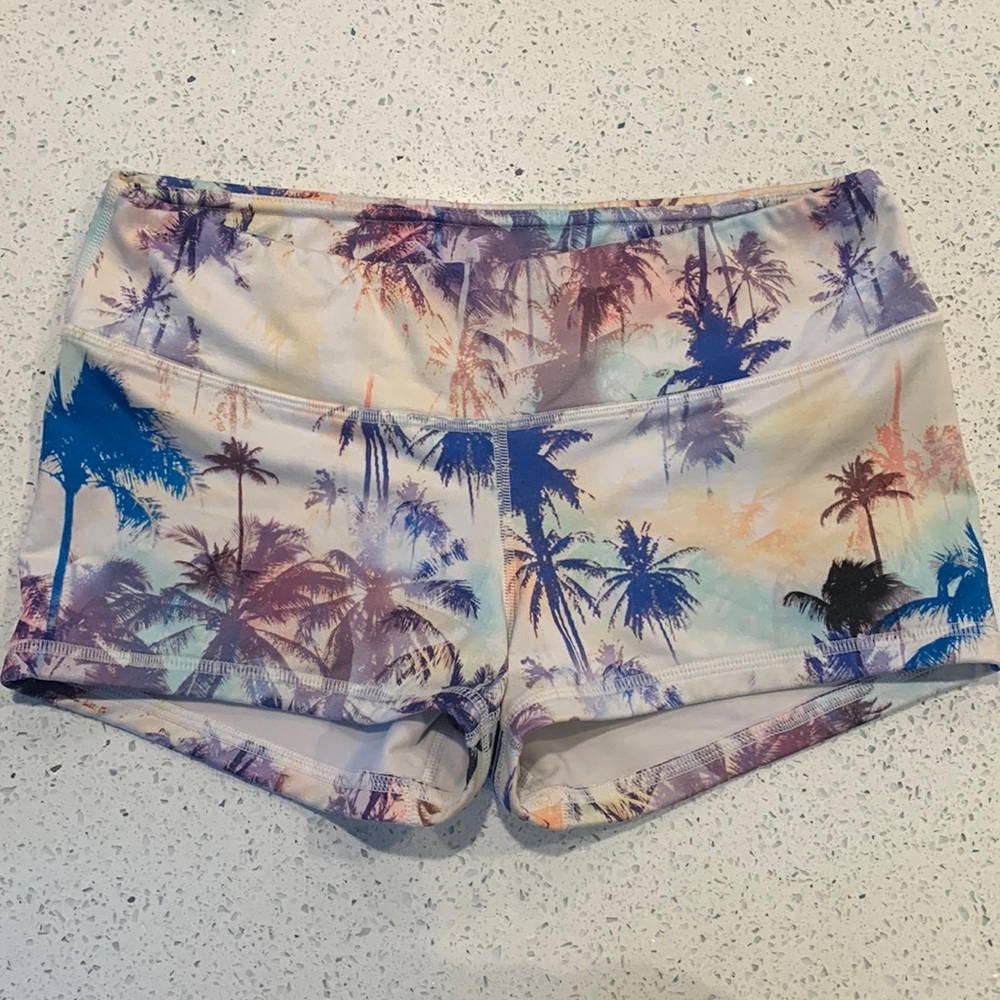 Fleo original palm tree shorts